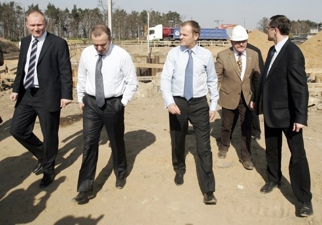 Gospodarska wizyta na placu budowy premiera Donalda Tuska