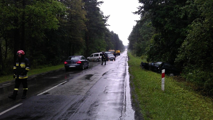 Tragiczny wypadek na drodze Olkusz - Wolbrom [ZDJĘCIA]