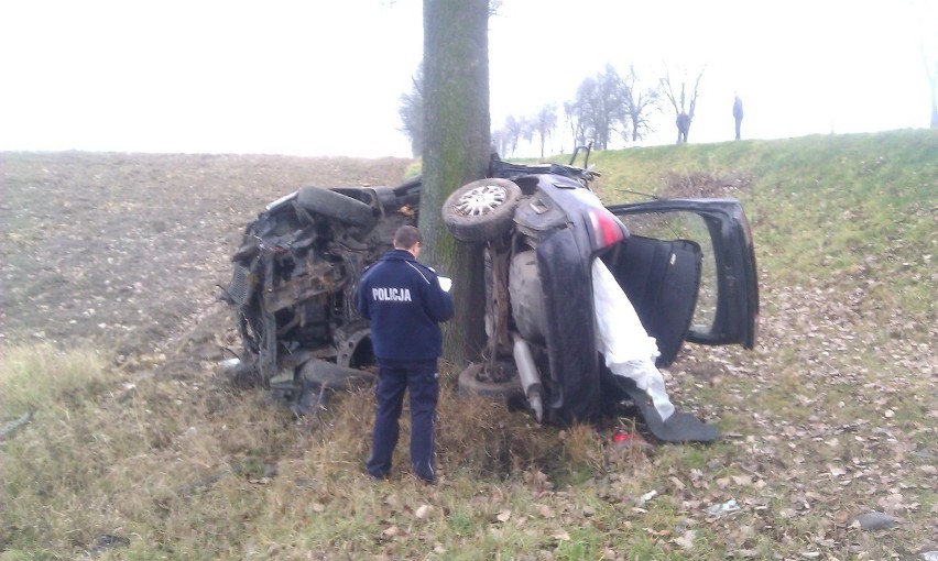 W Czułczycach  w piątek rano samochód wypadł z drogi i...