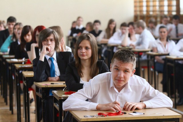 Egzamin w Łodzi zdaje prawie 6 tys. gimnazjalistów