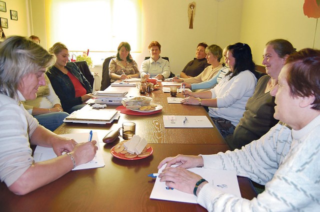 Dla pań, uczestniczących w projekcie "Razem ku lepszej przyszłości", zajęcia i szkolenia są szansą na powrót do pracy po wielu latach przerwy