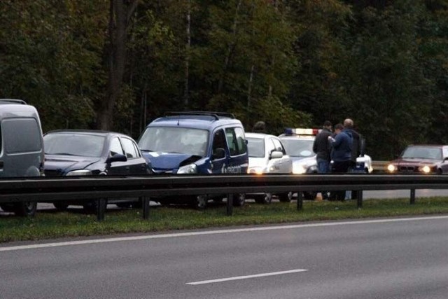 Przez kilkadziesiąt minut lewy pas, w kierunku Wejherowa, był zablokowany