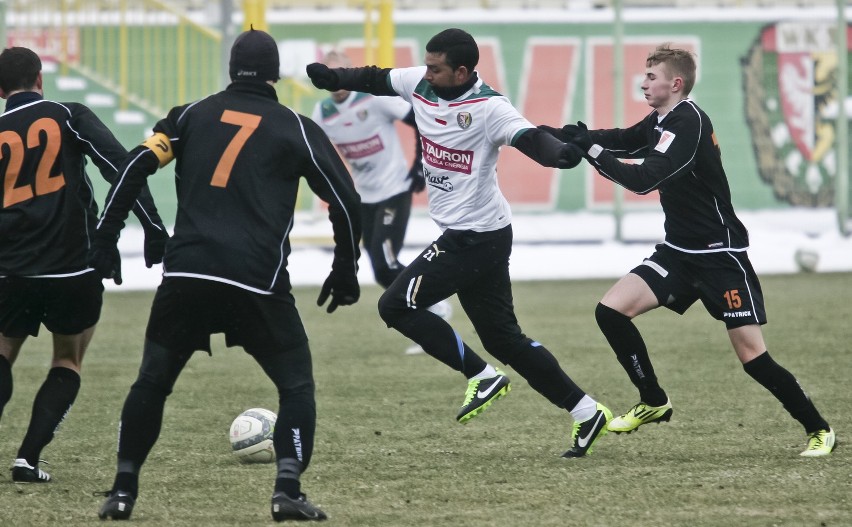 Piłka nożna: Śląsk - Chrobry 3:1 (BRAMKI, OPINIE, RELACJA)