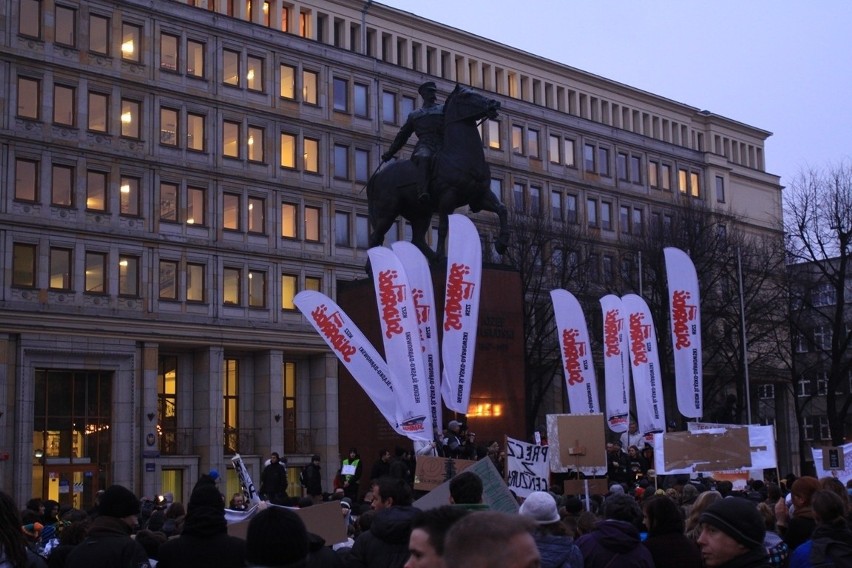 Protest przeciwko ACTA w Katowicach [ZDJĘCIA i WIDEO]