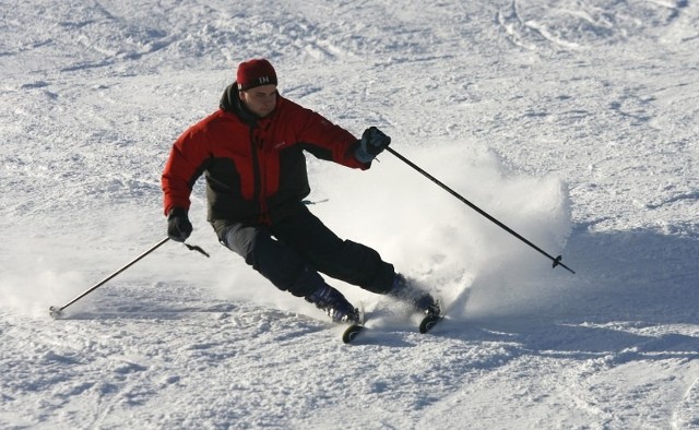 W czasie ferii w górach będzie śnieg - to dobra wiadomość dla wielbicieli jazdy na nartach