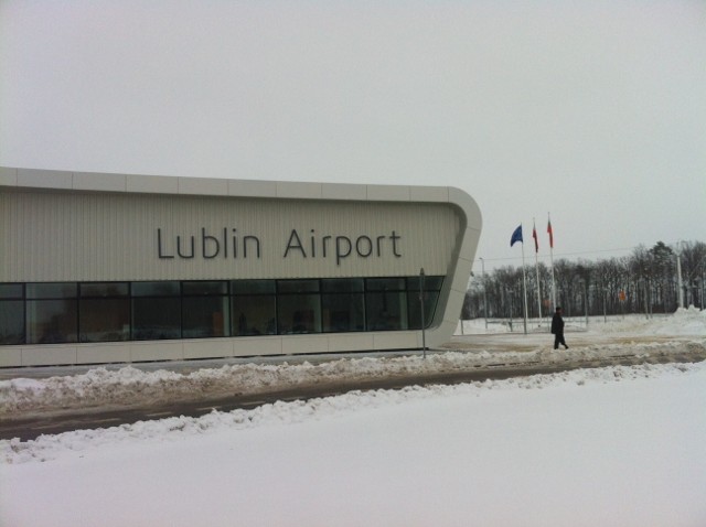 Lotnisko Lublin: Nie ma chętnych na pielgrzymki do Rzymu