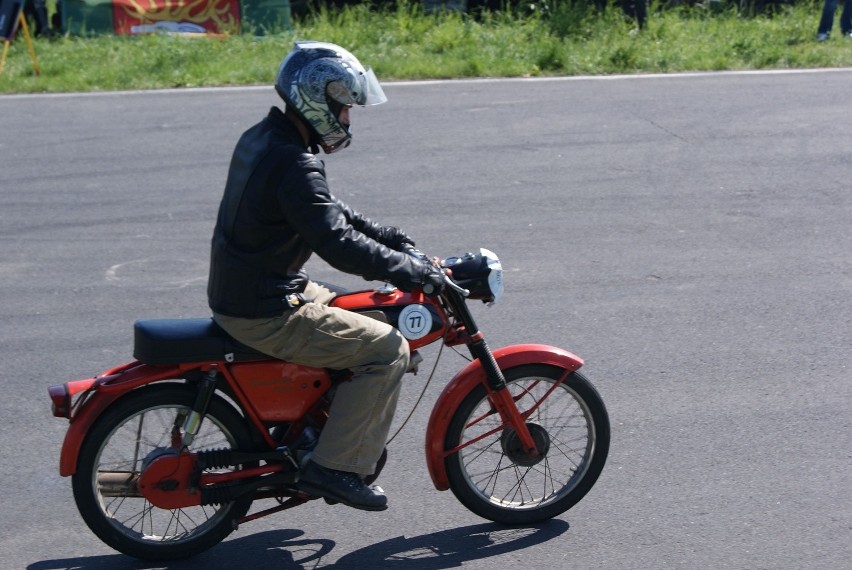 Super-Veteran: Zabytkowe motocykle po raz 8. na Torze Lublin