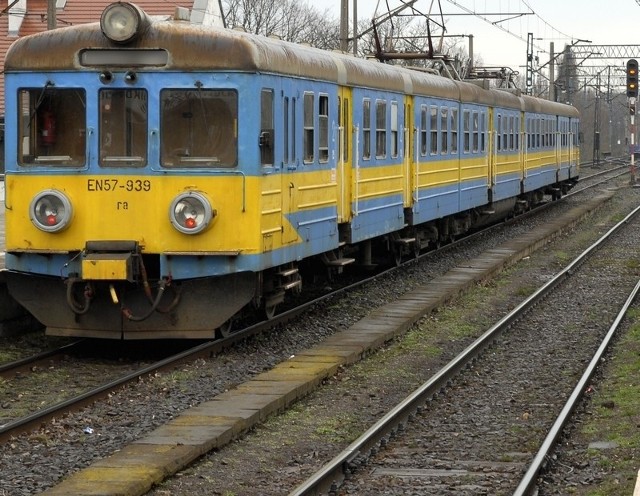 Pociągi do Szklarskiej Poręby i Kudowy będą jeździły z prędkością nie większą niż 20 kilometrów na godzinę