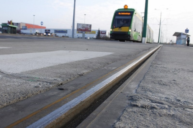 Popękany beton jest niegroźny, ale trasa na Franowo może...