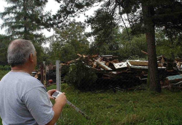 Właściciel  działki rozebrał drewniany budynek z końca XVIII wieku