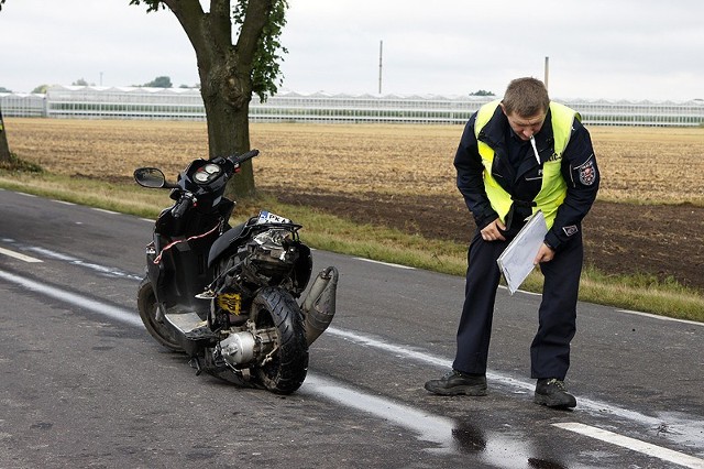 Pasażer motoroweru zmarł w szpitalu