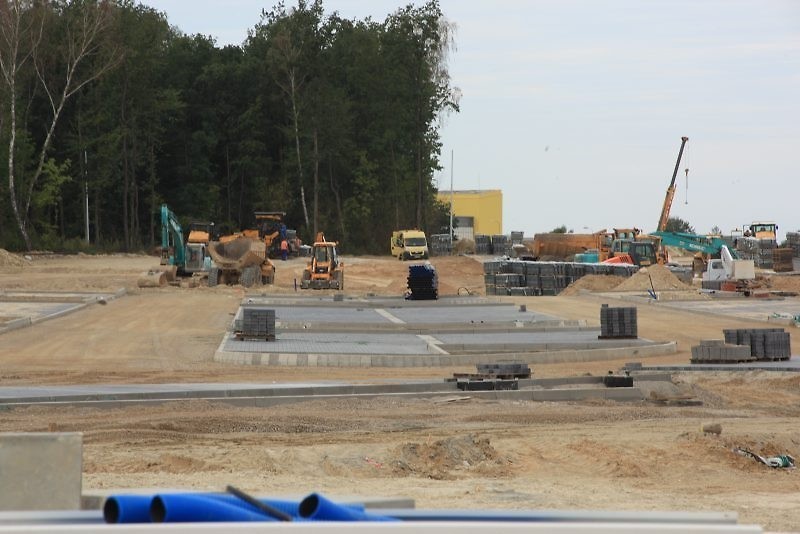 Budowa lotniska w Świdniku: Końcówka prac