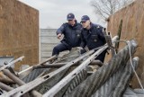 Tony kradzionych elementów kolejowych w kwidzyńskim skupie złomu. Wspólna akcja policji i Straży Ochrony Kolei 