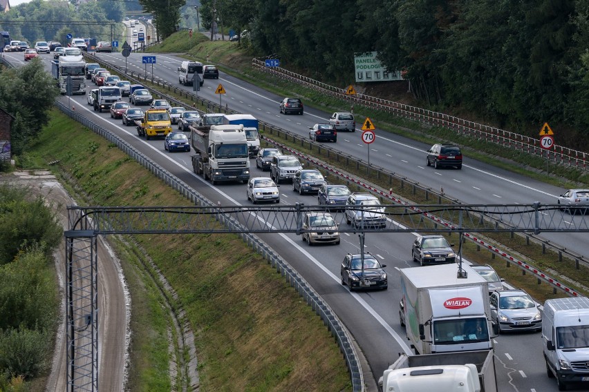 Obecna zakopianka pomiędzy Krakowem a Myślenicami