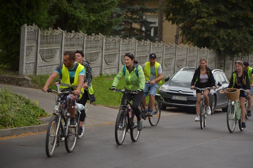 Trasa V Kikolskiego Rajdu Rowerowego  wiodła uroczymi...