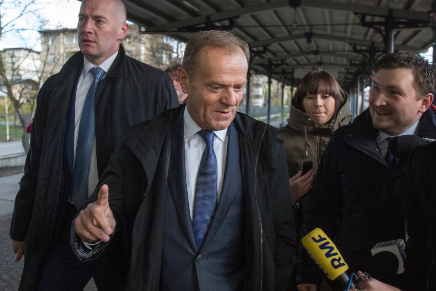 Donald Tusk będzie zeznawał dzisiaj w Warszawie