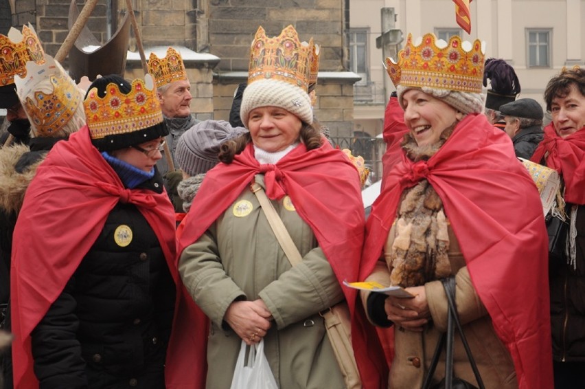 Świdnica: Orszak Trzech Króli przeszedł ulicami miasta