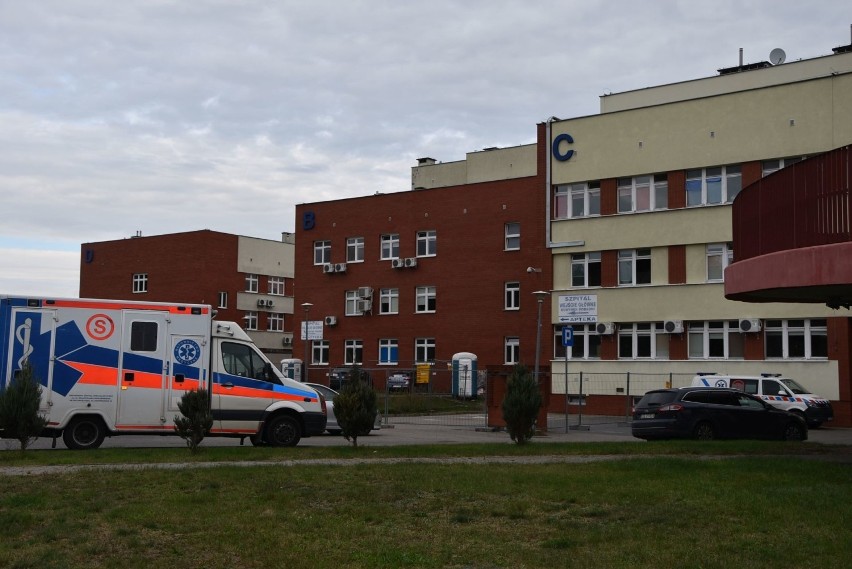 W szpitalu w Grudziądzu jest hospitalizowanych 229 pacjentów...