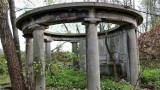 Czyje szczątki kryje niezwykłe mauzoleum w nieistniejącej już wsi Biechów?