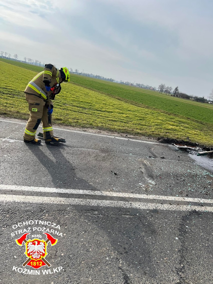 Zderzenie dwóch ciężarówek w Koźminie. Mandat w wysokości 1,5 tys. zł dla sprawcy [ZDJĘCIA]