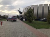 Niebezpieczne zdarzenie przy Centrum Handlowym w Czyżynach. Dziecko przetransportowano śmigłowcem do szpitala
