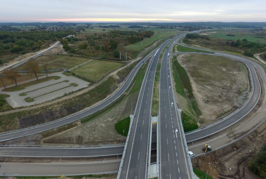 Budowa S11. Wiemy, kiedy pojedziemy ekspresówką ze Szczecinka nad morze i do Poznania [zdjęcia]