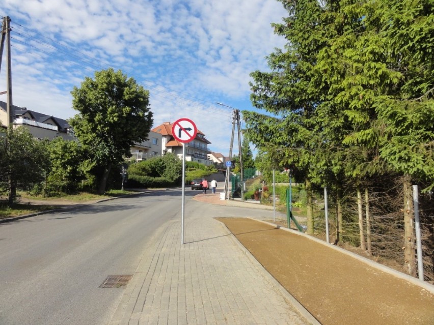 Ulica Chmieleńska i budowana ścieżka rowerowa w Kartuzach