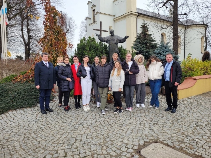 Uczennice ze szkoły podstawowej na wyspie Hvar zwiedziły Tuszyn, pojechały do Łodzi