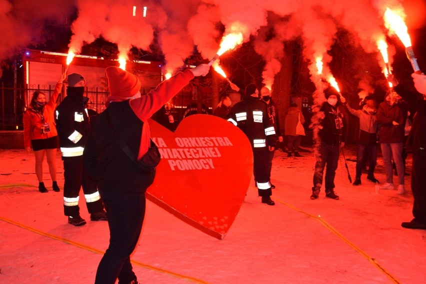 "Światełko do nieba" przed MDK w Opolu i liczenie pieniędzy...