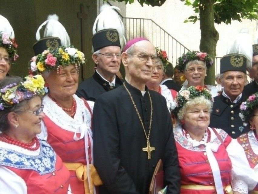 Spotkanie abp. Alfonsa Nossola z pątnikami w sanktuarium...