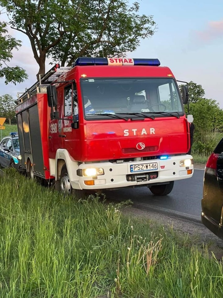 Gmina Wronki. Zderzenie dwóch aut w Pierwoszewie. Pięć osób poszkodowanych [ZDJĘCIA]