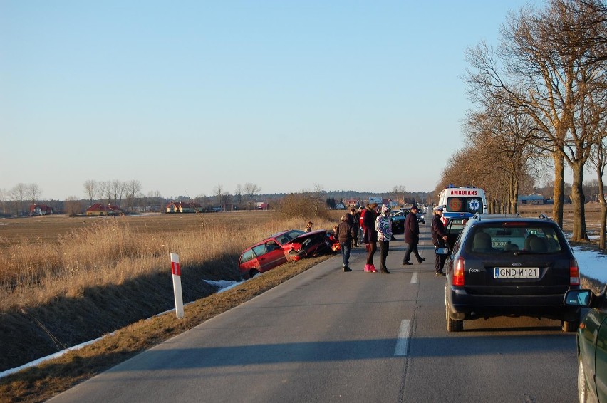 Gmina Stegna: Groźny wypadek na drodze wojewódzkiej nr 502 między Stegną a Rybiną
