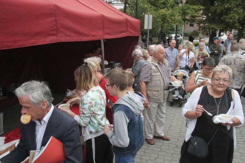 Rodzinny piknik Narodowego Banku Polskiego w Kielcach przyciągnął tłumy dzieci i dorosłych 