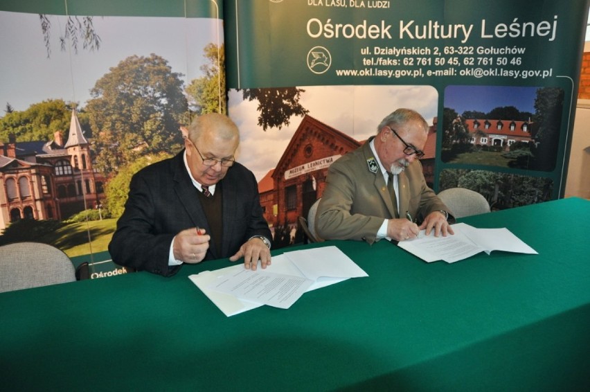 Ośrodek Kultury Leśnej w Gołuchowie podpisał umowę o współpracy z PWSZ w Kaliszu 