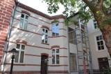 Elewacja budynku Starostwa pięknieje, a Zespół Szkół im. Marii Konopnickiej zyska nowy dach