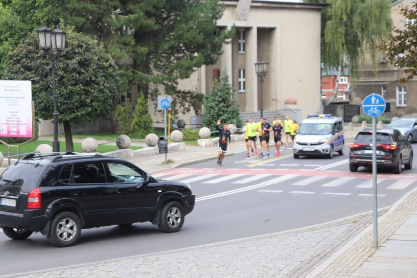 Lions Charity Run 2021 gościł w Gnieźnie. Do biegu dołączyli...