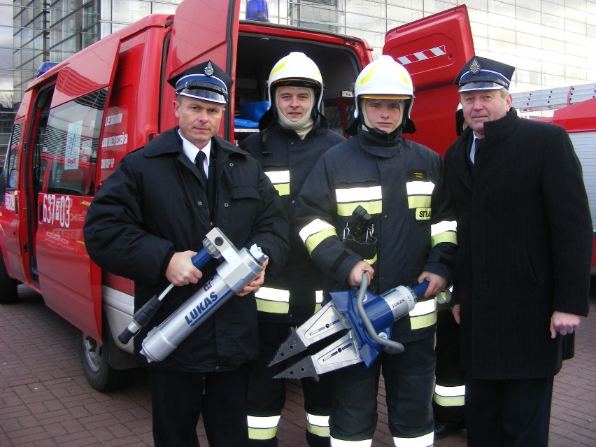 Wielkopolscy strażacy dostali nowy sprzęt [ZDJĘCIA]