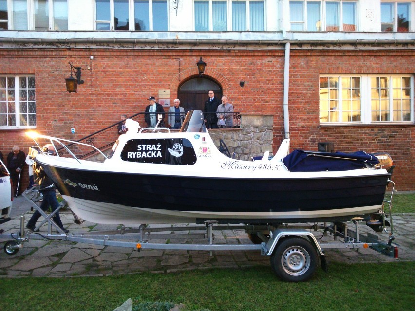 Straż Rybacka otrzymała od miasta nową łódź
