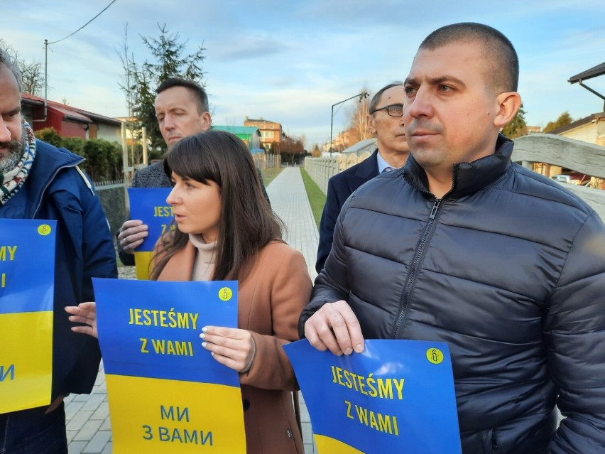 Członkowie PO i Ukraińcy zapraszają na wiec solidarności. "Oczekujemy realnych działań" FILM