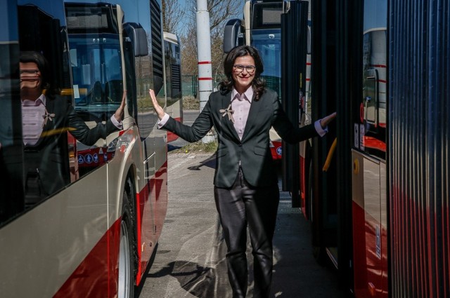 Partia 46 nowych autobusów od Mercedesa dotarła do Gdańska