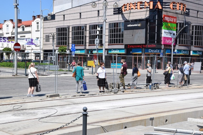 Prace w centrum Częstochowy sprawiają, że mieszkańcy muszą...