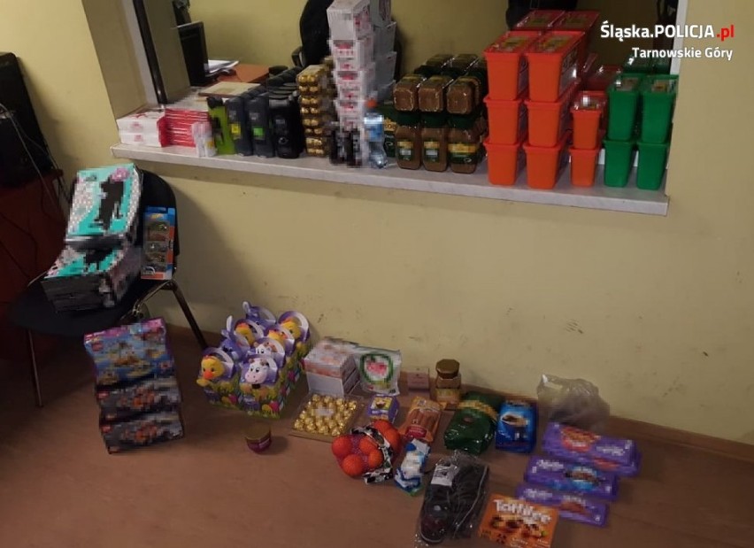 Tworóg: złodzieje słodyczy czy zabawek złapani przez policjantów ZDJĘCIA 
