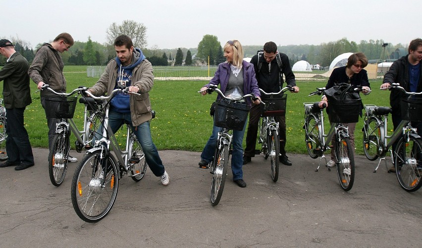 Zorganizowane wycieczki rowerowe w Warszawie. Całkiem za...