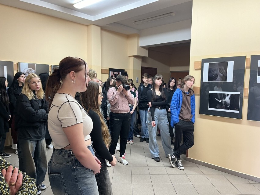 TEB Gniezno. Uczniowie Technikum fotografii i multimediów w TEB Edukacja pokazali swoje prace