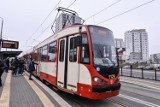 Wielkanoc 2019. Komunikacja w Trójmieście w święta. Jak będą jeździć autobusy i tramwaje, SKM i PKM w czasie Wielkanocy 2019? [rozkłady]