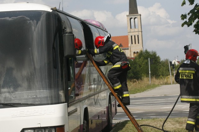 Pożar autobusu w Legnicy
