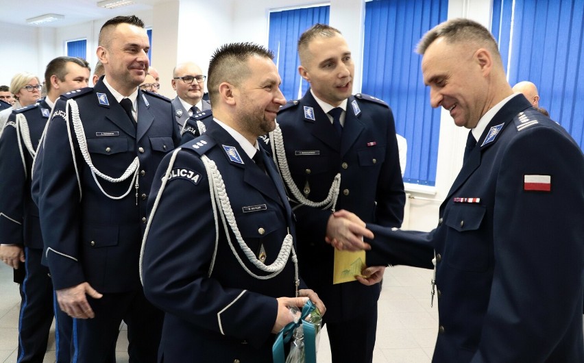 Komendant policji w Grudziądzu odchodzący na emeryturę insp....