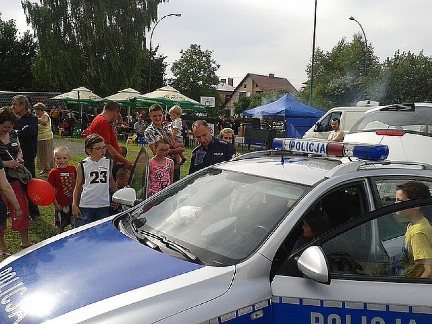 Policjanci na pikniku w Sędziszowie Małopolskim