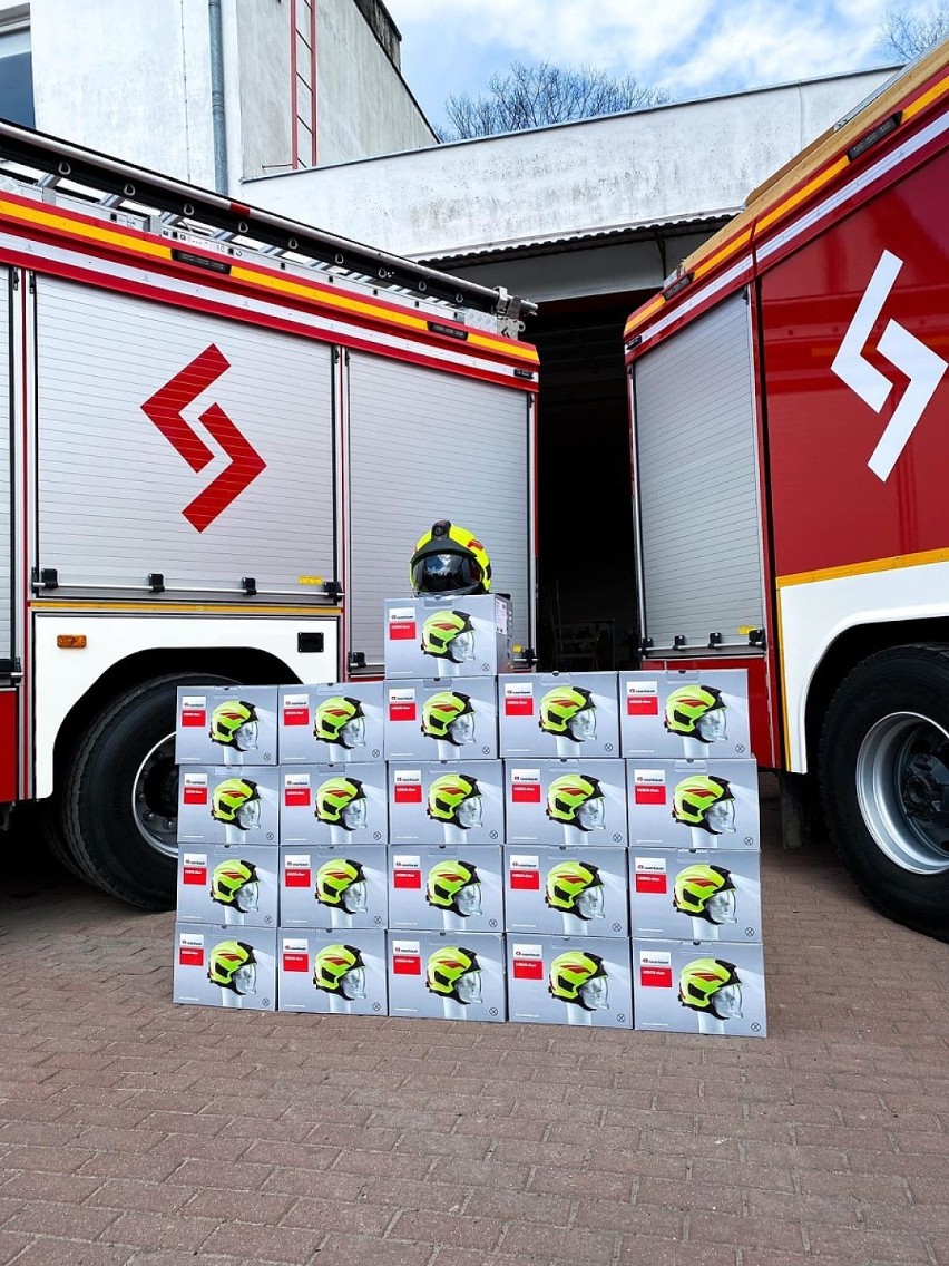 OSP Kalisz-Lis otrzymała nowy sprzęt strażackich