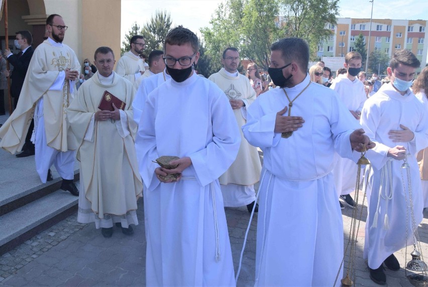 W br. większość procesji Bożego Ciała w Inowrocławiu...